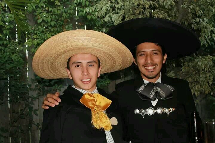 AlfredoOlveraJ's profile picture. Amigo!