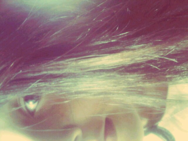 Dios♥ aprendo de los errores, y cada ves me hago mas fuertes♬