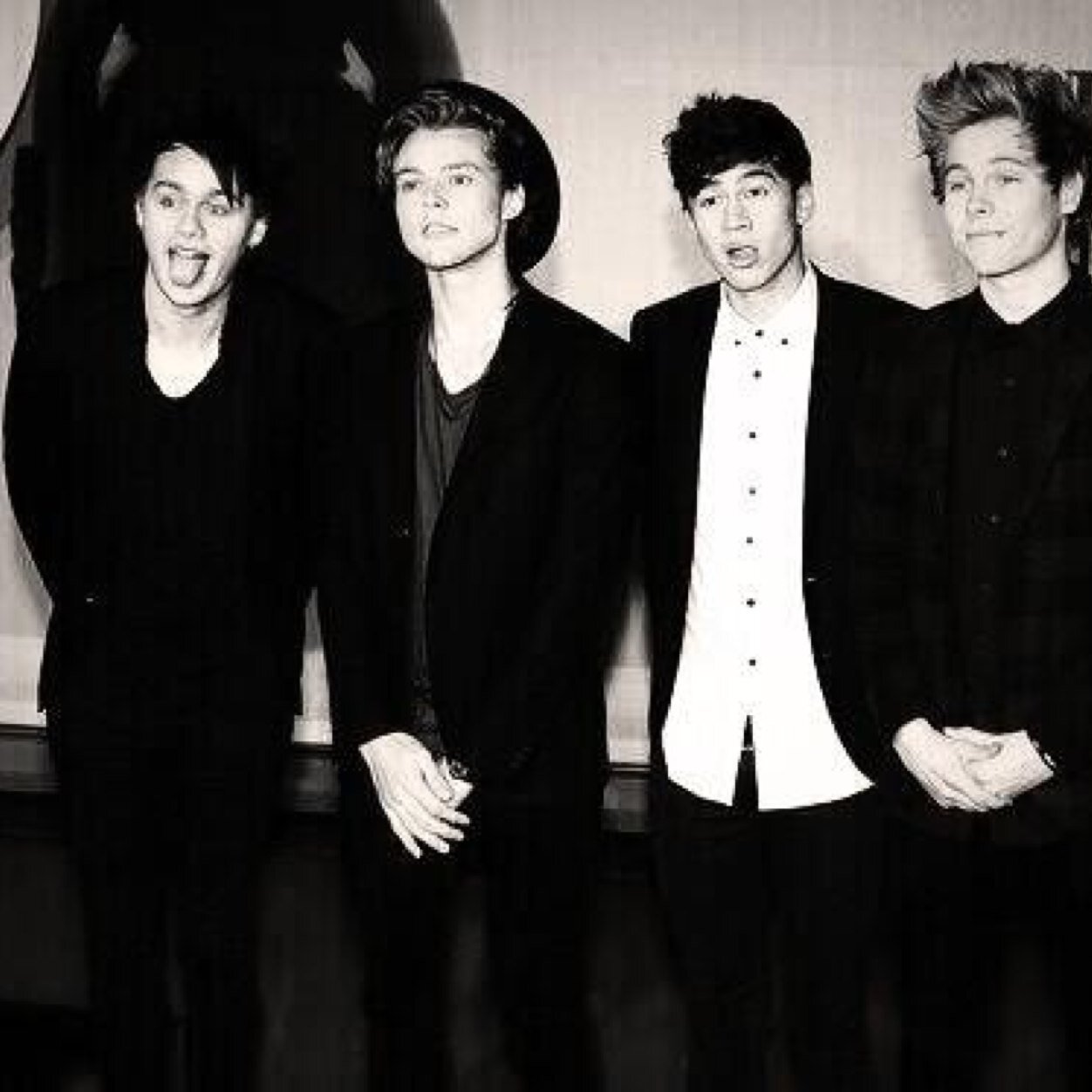 Your sunshine will follow you :) dont give up i believe in you! Xx. @WRECKCLIFFORDS .xX