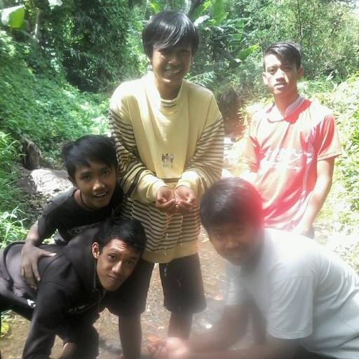 LO ASIK GW NYANTAI, LO USIK GW BANTAI