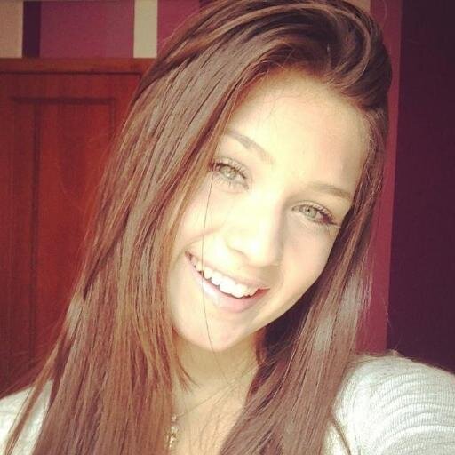 SNHLLZ1DForever's profile picture. I'am Belieber, Directioner, Lovatic, Semi-Deusa, Smiler *-*