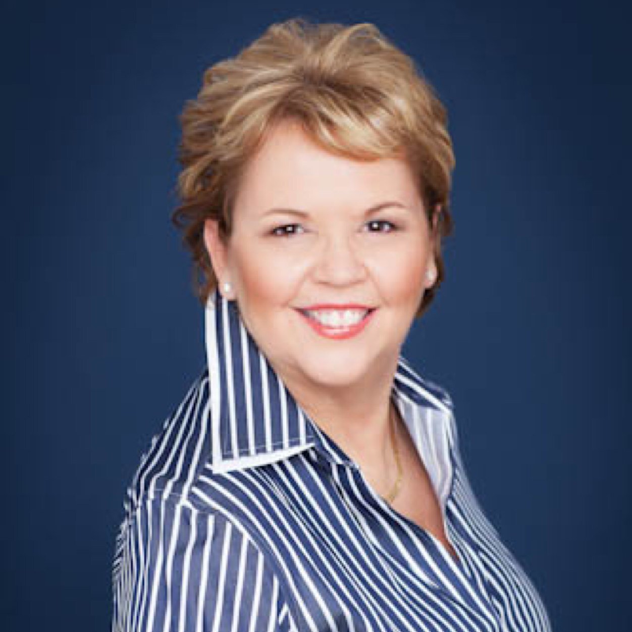 Master sales strategist, speaker and consultant. With a passion for people and 46 years of success in direct sales, Celeste launched Celeste Giordano Coaching.