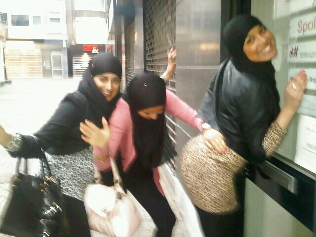 Salope arabe xxx olga la grosse pute Salope arabe xxx olga la grosse pute