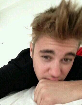 [ Dear Justin, you saved my life from suicidal]. ariana grande my wife & niall stole my pizza K.