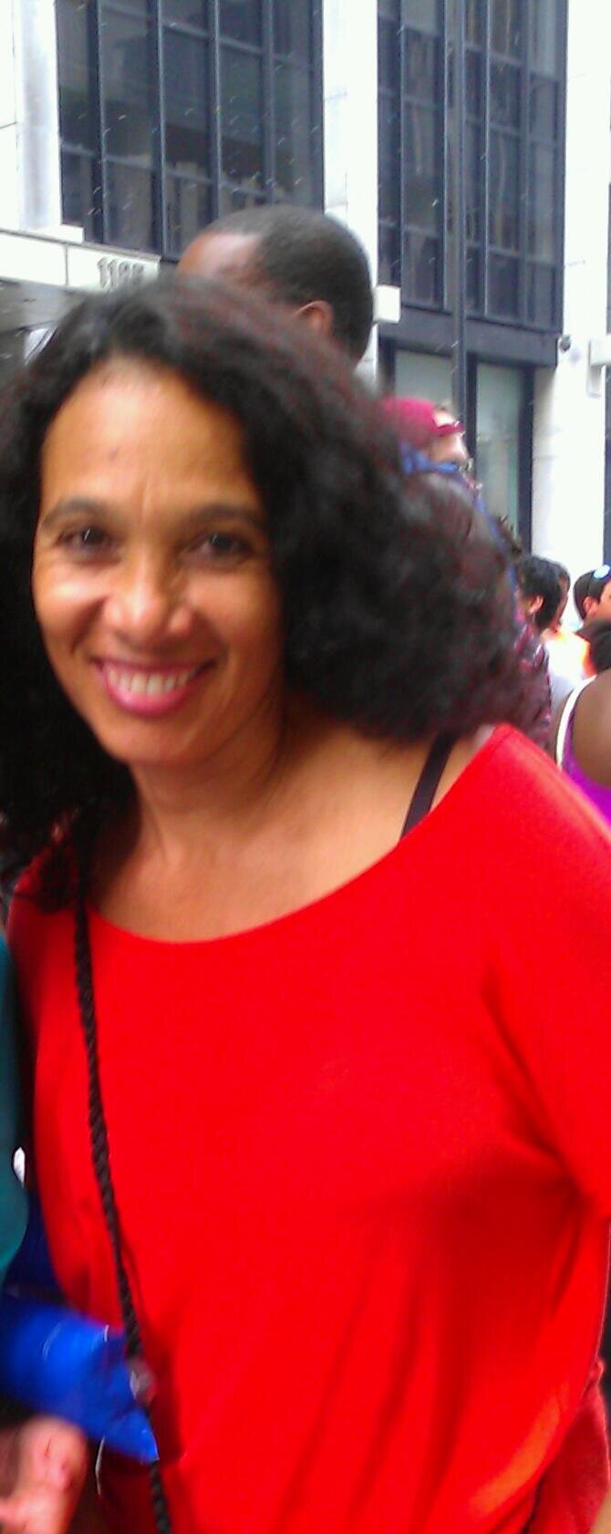 poderosa's profile picture. I can be haney, and I can be poison. I can be human, and a lot monster too. Bite me, I'll eat you.