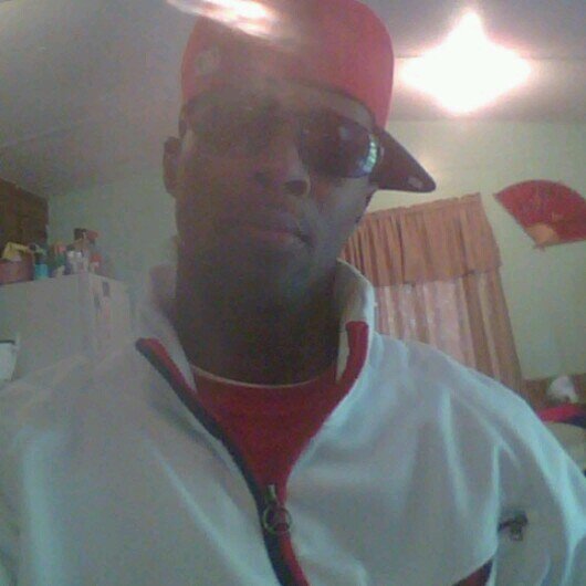 terryj75's profile picture. 