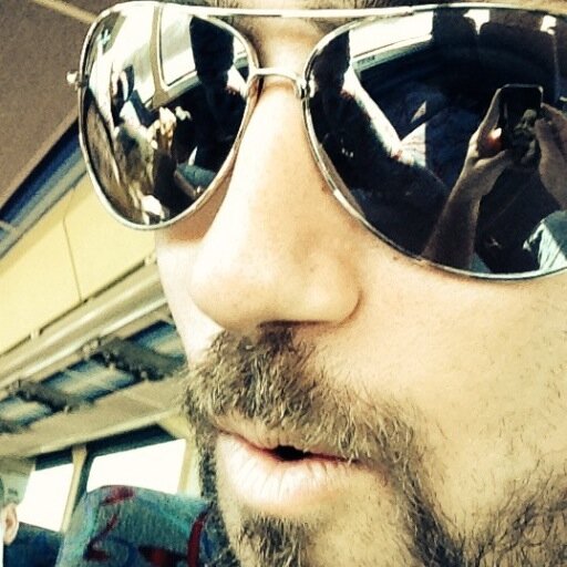 listeinb's profile picture. 