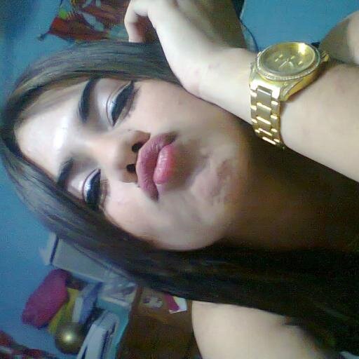 No confundas mi actitud con mi personalidad, mi personalidad es quien soy, mi actitud depende de quien seas tú.        @MichellGuemez♥ 30•07•13