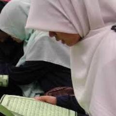 putri_zandra's profile picture. Bismillah | Islam inside | pencita syurga | Akhwat tangguh.