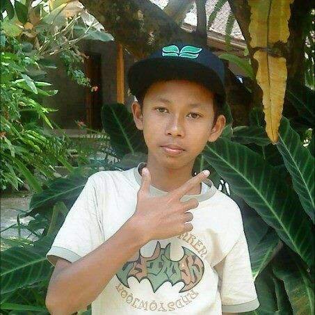 Facebook : aguzbudykusuma