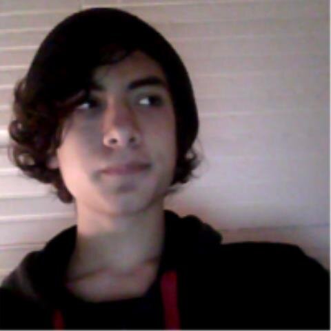 Bassist, wannabe traveler, I don't want to put anything else in my bio. ^_^