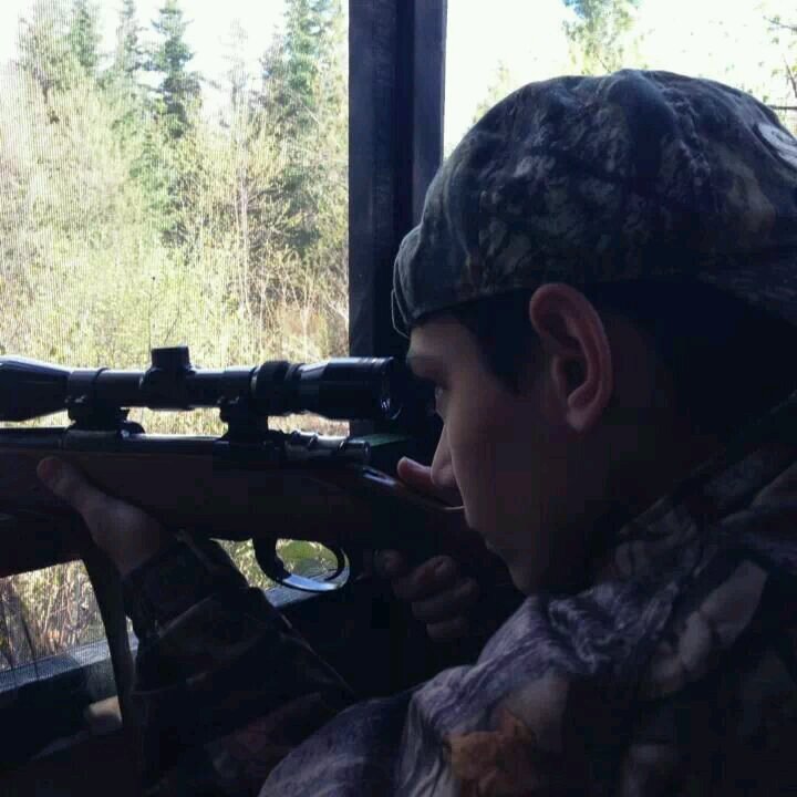 samelieff13's profile picture. Hello my name is Samuel Elieff and i live in québec and I play minecraft under the name of sam4505252