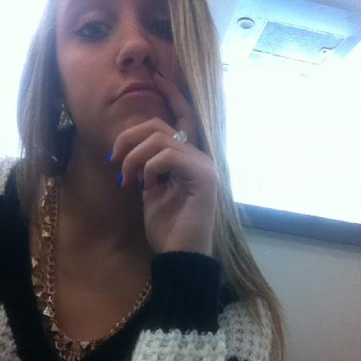 All I wanna do is count commas Fmoig its_leahhh_