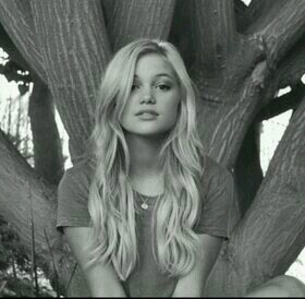 I found Dare and @TWD_Beth_Greene with @LilyJonesTWD and they're all I have. Don't touch her. #Pregnant||PJ and TWD|| Daughter of Artemis