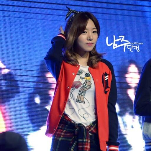 อันยอง
ฉันคิม นัมจู แห่งวงA pinkทักจูได้ฟลอมาเยอะๆน่าจูรักทุกคน #htobfam [Real : @APINKKNJ ] 95line