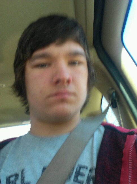 I a country boy like to fish,hunt,and go muddin i am vary shy