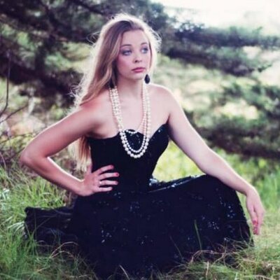 Profile Picture of Abby Stack (@AbigailAStack) on Twitter