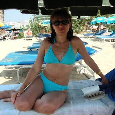 Люблю, как и всех отдых. Считаю, что #курорт #Анапа подходит для всех для пляжного #отдых. Обожаю отдых в #Витязево, тут супер #пляж и тусовки классные!