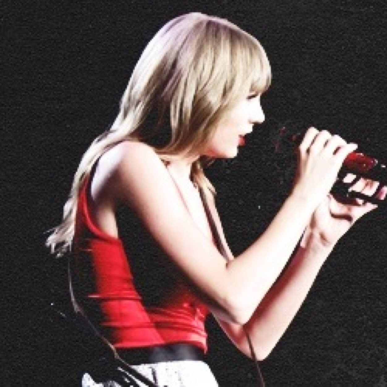 Counting down to #REDTOURSG!
