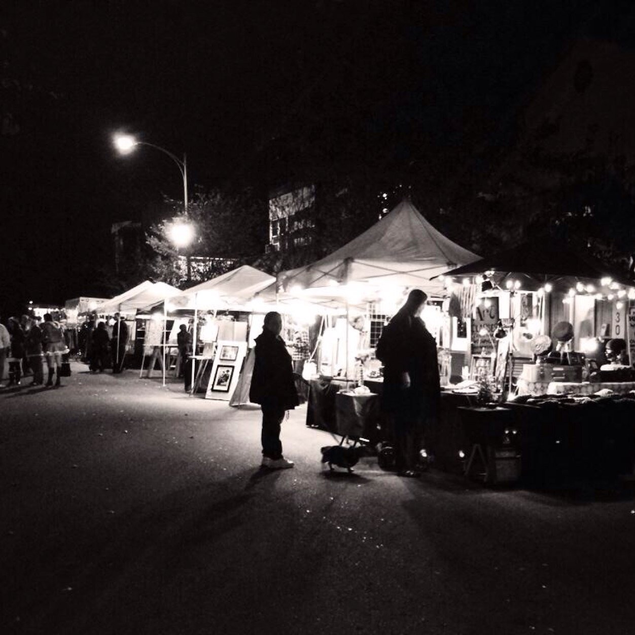 #RayAtNight is a monthly art event held on the second saturday of every month. Lacated on Ray St. in the beautiful North Park neighborhood of San Diego. 6-10
