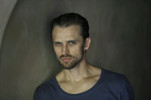 photographer, ninjutsu instructor, filmmaker, snowman builder, artist, actor, comedian and coffee drinker by trade