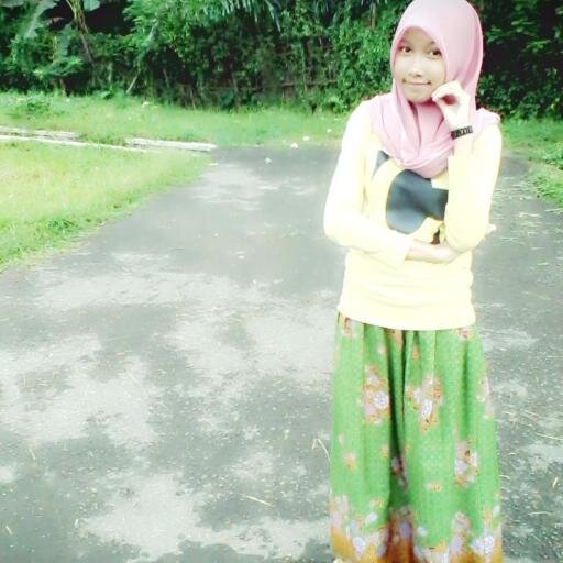 Anisa_suay24's profile picture. 