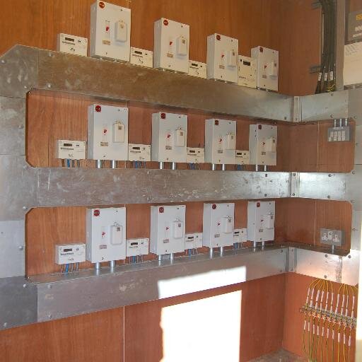 Electricians covering Harrogate, Ripon, Wetherby, York and Leeds.  We also work on fire alarms, access control, emergency lighting, testing and maintenance