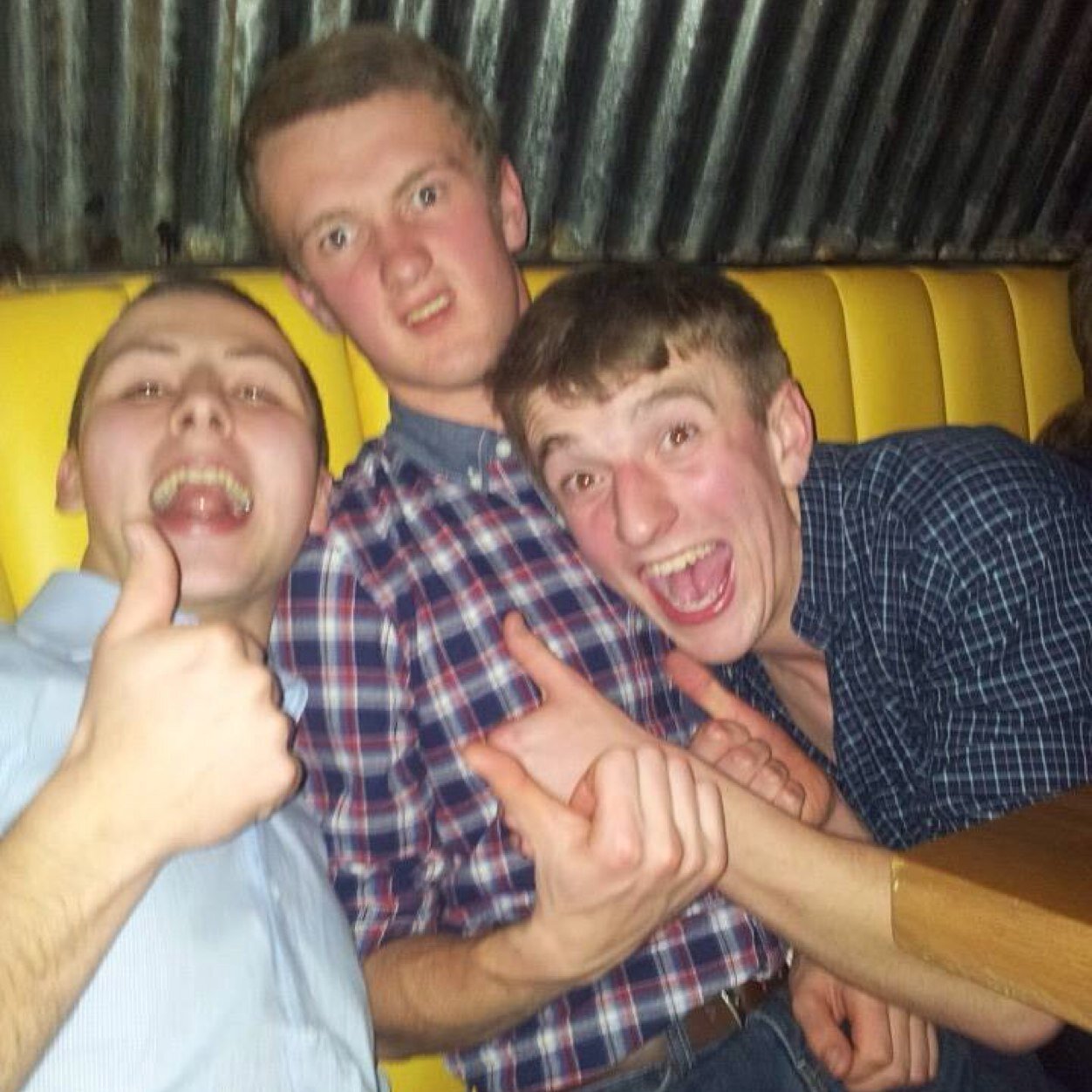 official_nizzy's profile picture. 