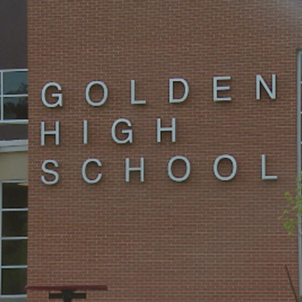 Goldenconfessh's profile picture. send all your confessions and remember, Keep it golden. direct message or ask.fm @goldenhighconfessions