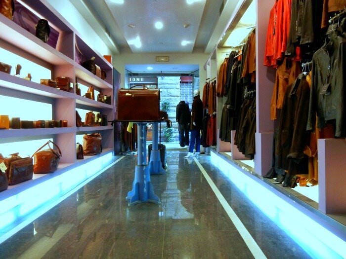 AdamLeatherFact's profile picture. Quality leather products in the heart of Florence Italy.