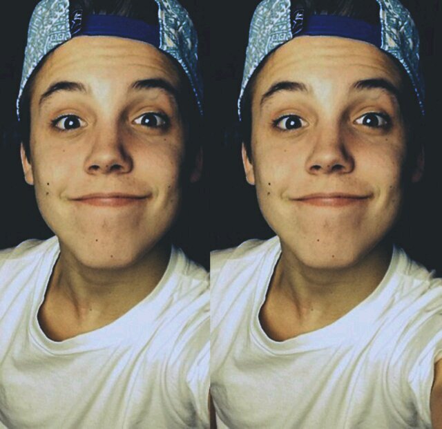 hey cutie @suntannedmatt just gave you a free follow so follow her