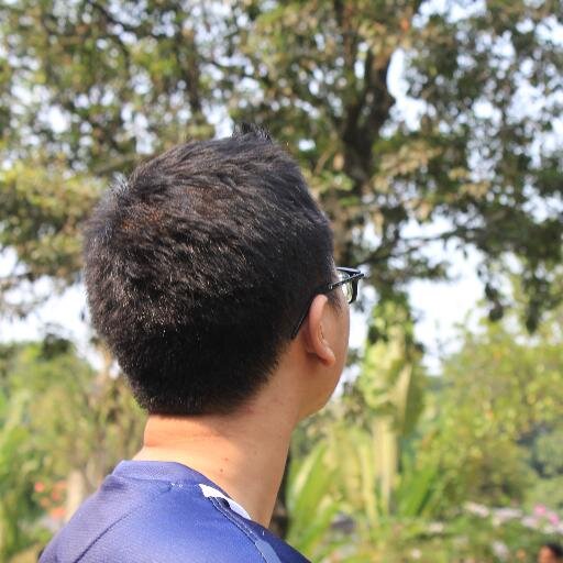 male 175cm 70kg | christian | kopites, we are liverpool | telecommunication engeneering Telkom University|