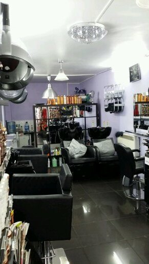 Trendylook12's profile picture. 