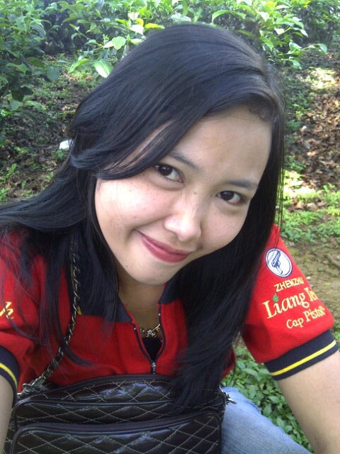 NayunayYunita's profile picture. 