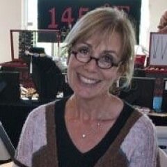 Graphologist / Author / Artist … Find Clarity, Heal & Strengthen Your Relationships Through Graphology  / Handwriting Analysis