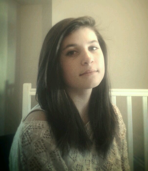 Cauquis Sarah: 13 ans #follow moi je follow back #Fb: Sarah Cqs #ask: SarahCqs153 #skype: sarahtmaussi #snapchat: sarah.cauquis.