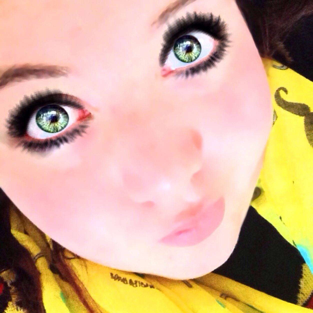 I love my other half adam, own 32 pets, vampire diaries and golden girls are my fav shows :D