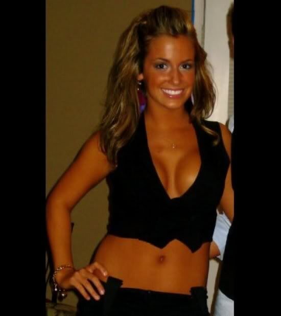 AngelaBernett81's profile picture. Mr. brownstone wakes me up... 9am hahah