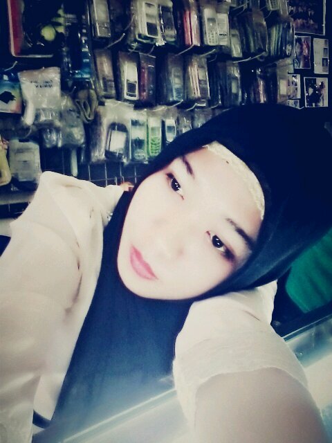 ^^ Allah swt || Saudara seiman || Ortu || Kawan || dan My'R.Dalalu^^