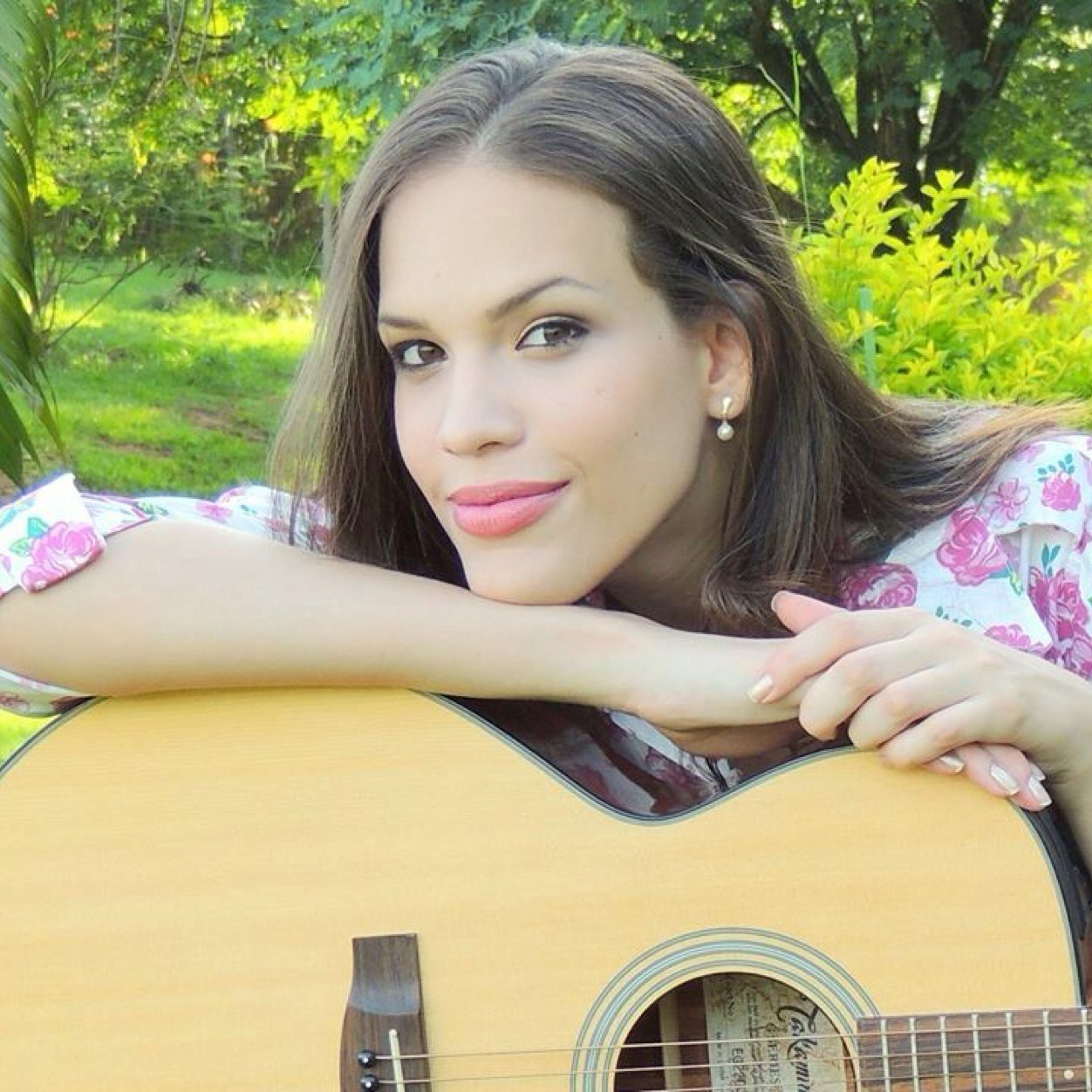 Twitter Oficial da cantora e compositora Camila. Atualizado pela própria e produção.           http://t.co/thUxleWbQU