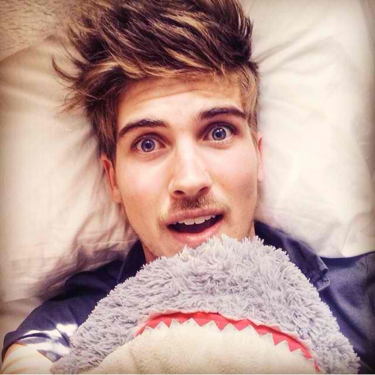 lowflow28's profile picture. 