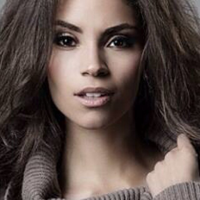 dominiquedlee's profile picture. I am Dominique of House Lee-Gregory, the Runner, Mother of Shih Tzus, khaleesi to John Gregory, and queen of eating chocolate.

Instagram: @dominiquedlee