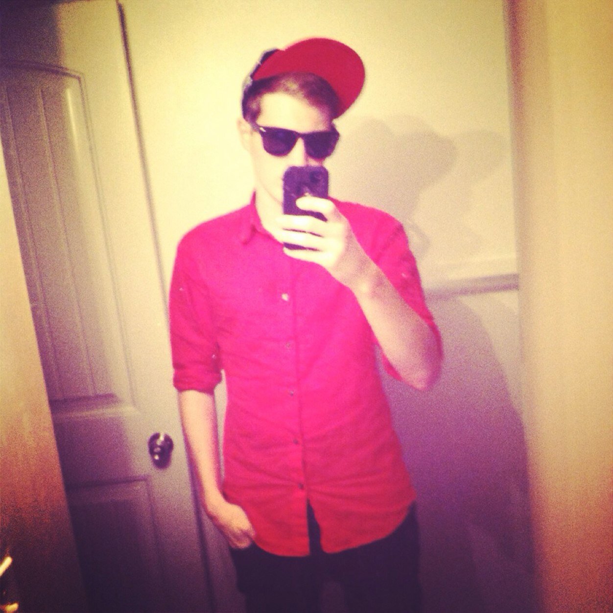 Follow me;) i follow back;)