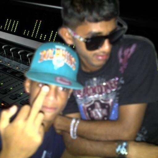 Xpro Corp (Carbon Fiber Music, Inc.) El Rap es mi extilo ! Soy de vnzla..