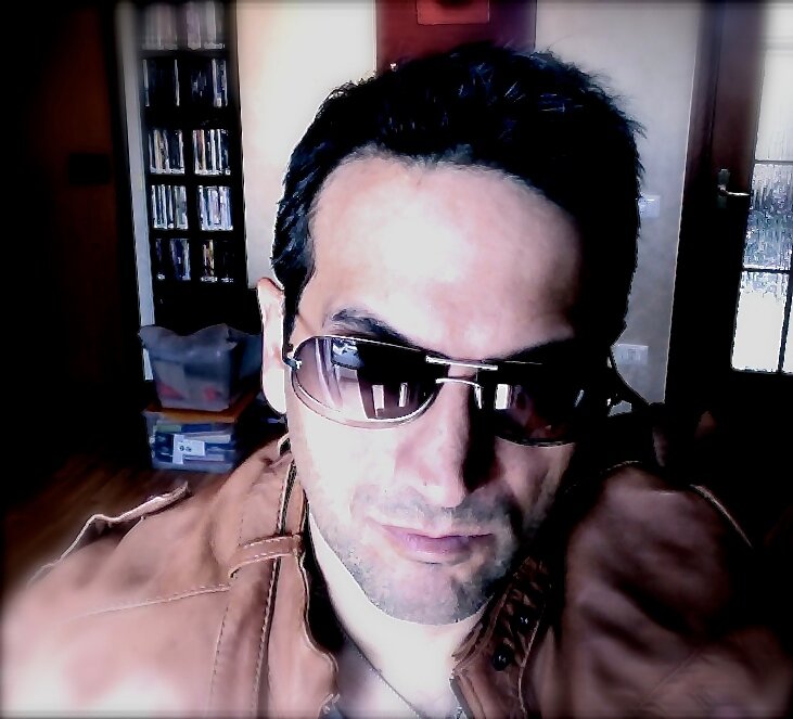 photoriflessi's profile picture. Life Coach amante della fotografia e della poesia.Attraverso l'arte l'anima trascende il velo di Maya.