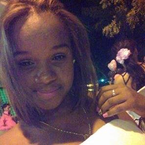 MelyUinky's profile picture. •Fυrυтa'aвogada de derecнoѕ ιnтernacιonaleѕ.  ♡#Bailarina #Rap #Superate  ♡ #ElFother ♡ #MariiCruz♡♡#LilWayne!  ♐#Inolvidable  ♡(7-10-2012)❤ ЯÐ