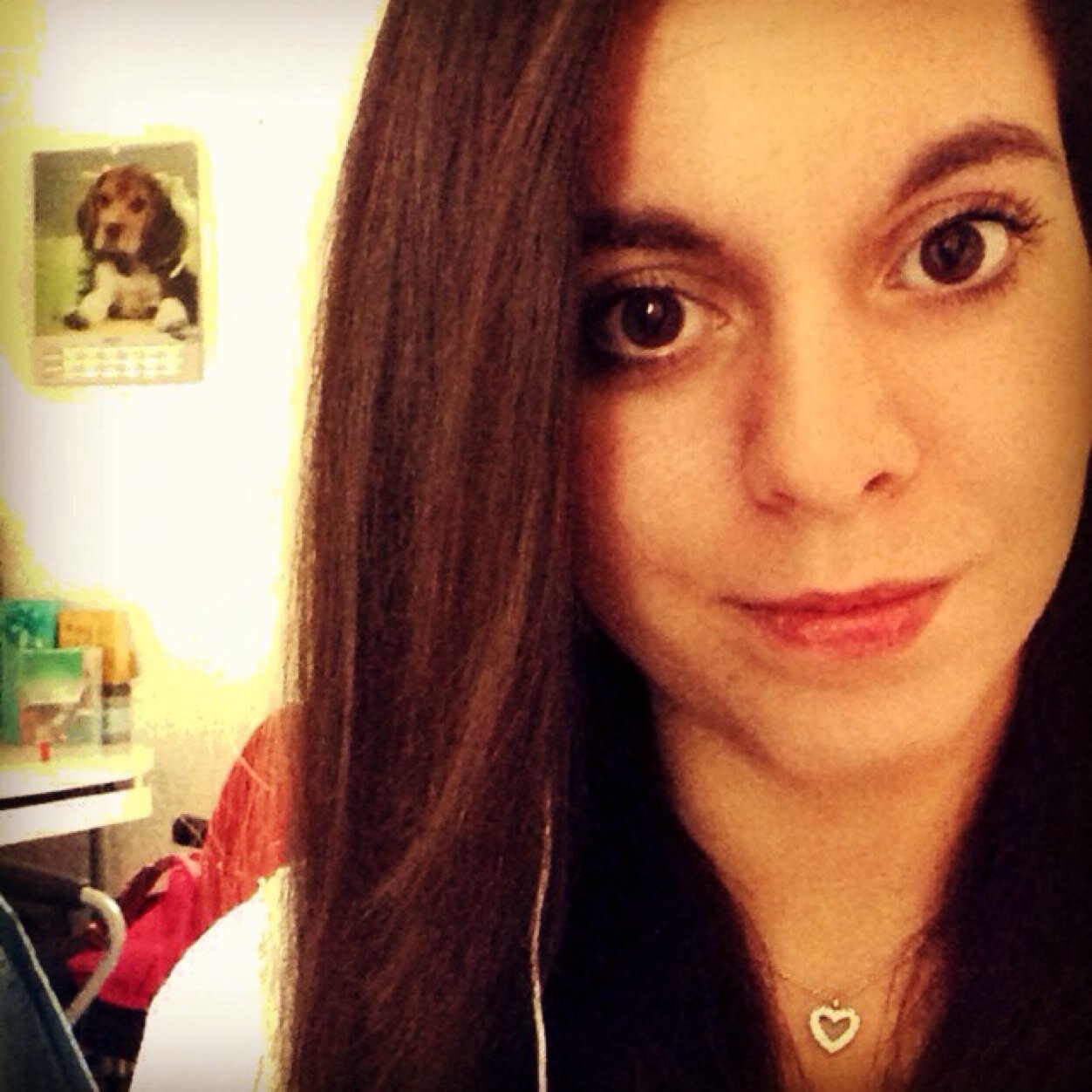 LaaraaE's profile picture. Yesterday is history Tomorrow is a mistery.