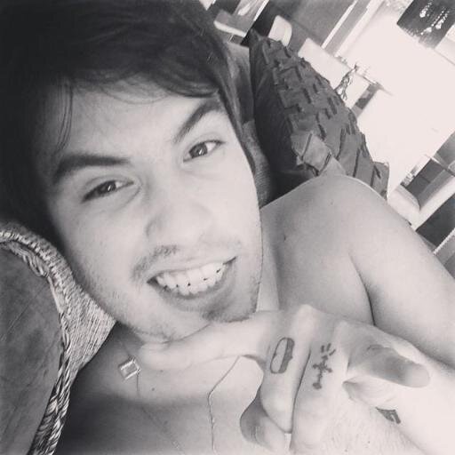 • Since 13/01/2014 @BandaCine Seguiu Dia 08/02/2014 •
