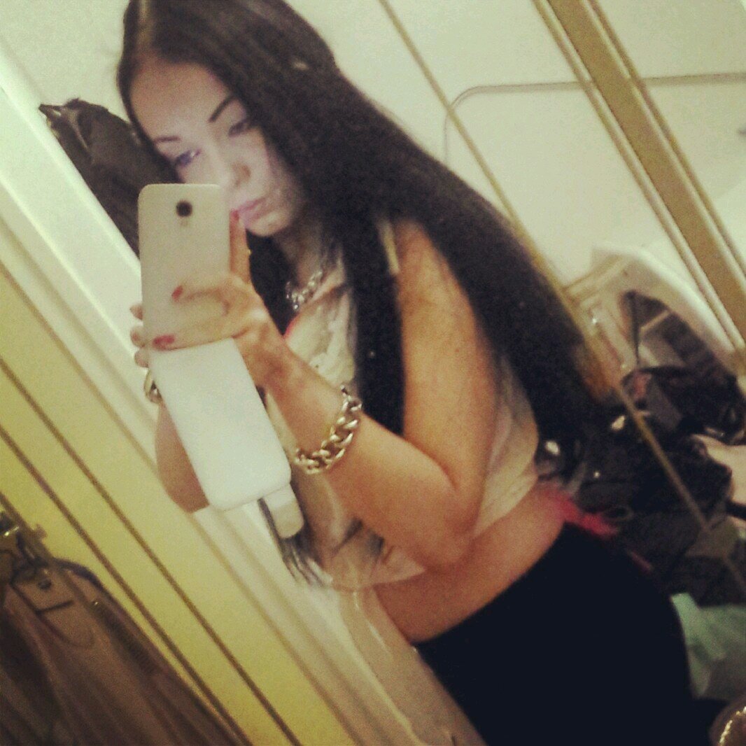 RACHELVLIEROP's profile picture. SuperSayenBased.