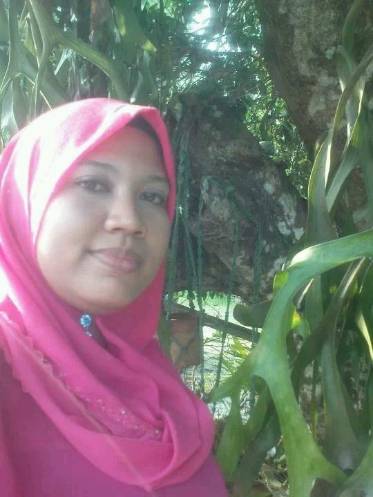 fadilahkamal05's profile picture. 